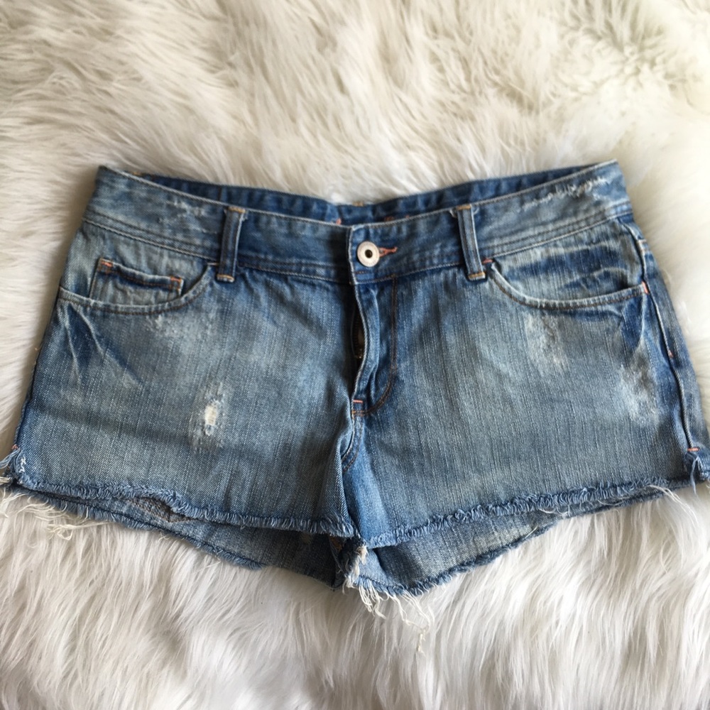 American eagle repped shorts